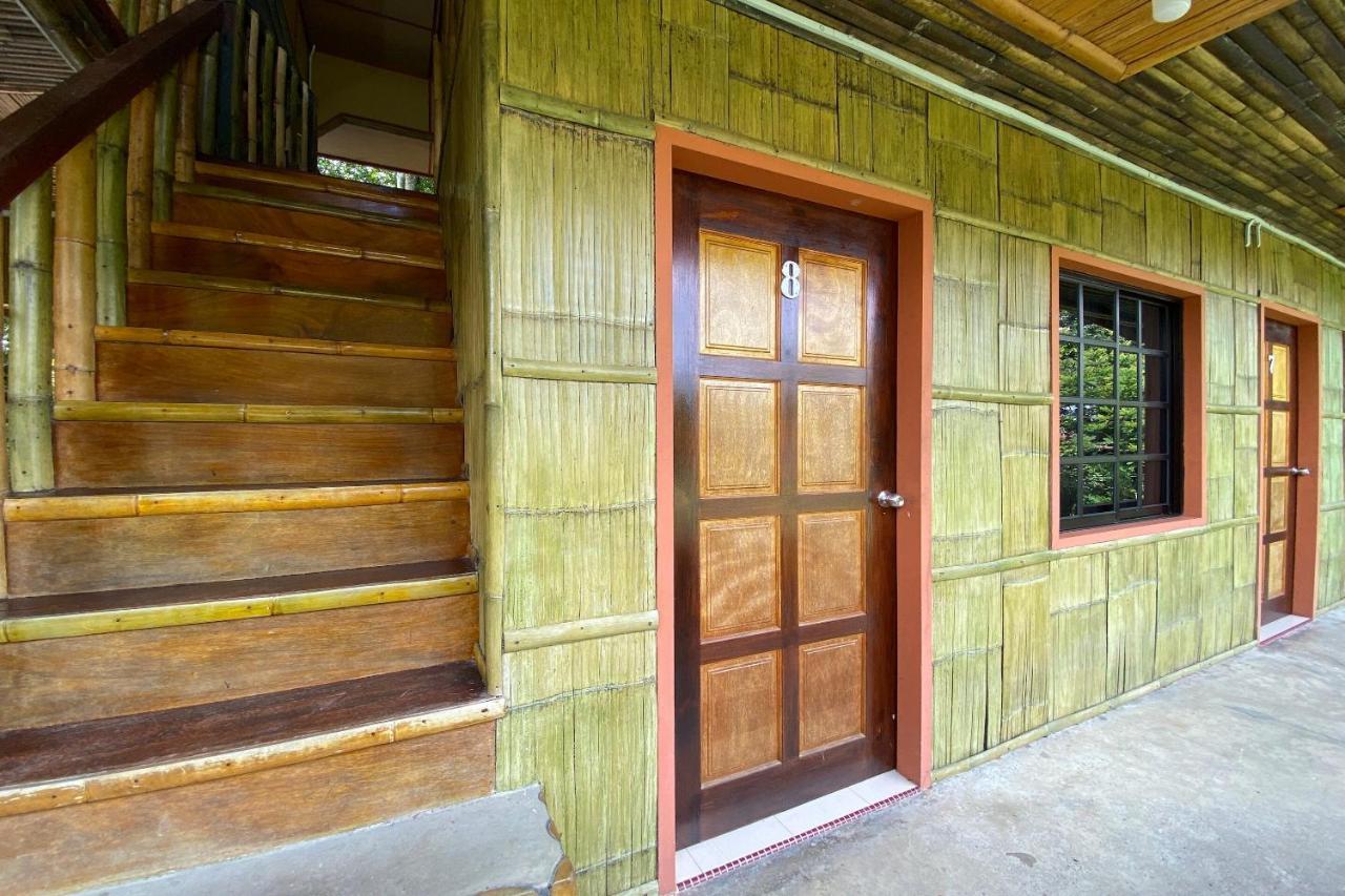 Oyo Home 90286 Yuna Bamboo Rest & Stay Ranau Buitenkant foto